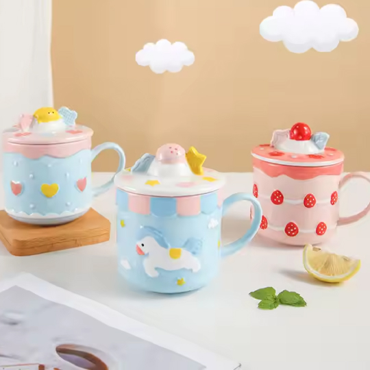 390ml Kids Ceramic Strawberry Cake Mug with Lid 