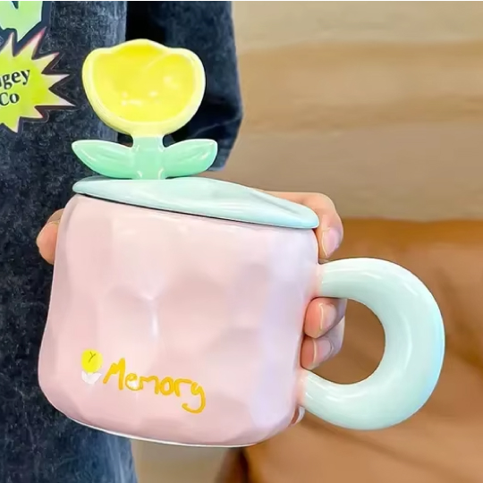3D Flower Ceramic Mug with Lid and Spoon 450ml
